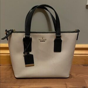 Kate Spade New York Cameron Street Lucie Cossbody bag